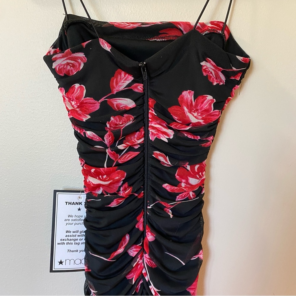 NWT Macys Bodycon Ruched Floral Dress -XXS - Picture 2 of 8